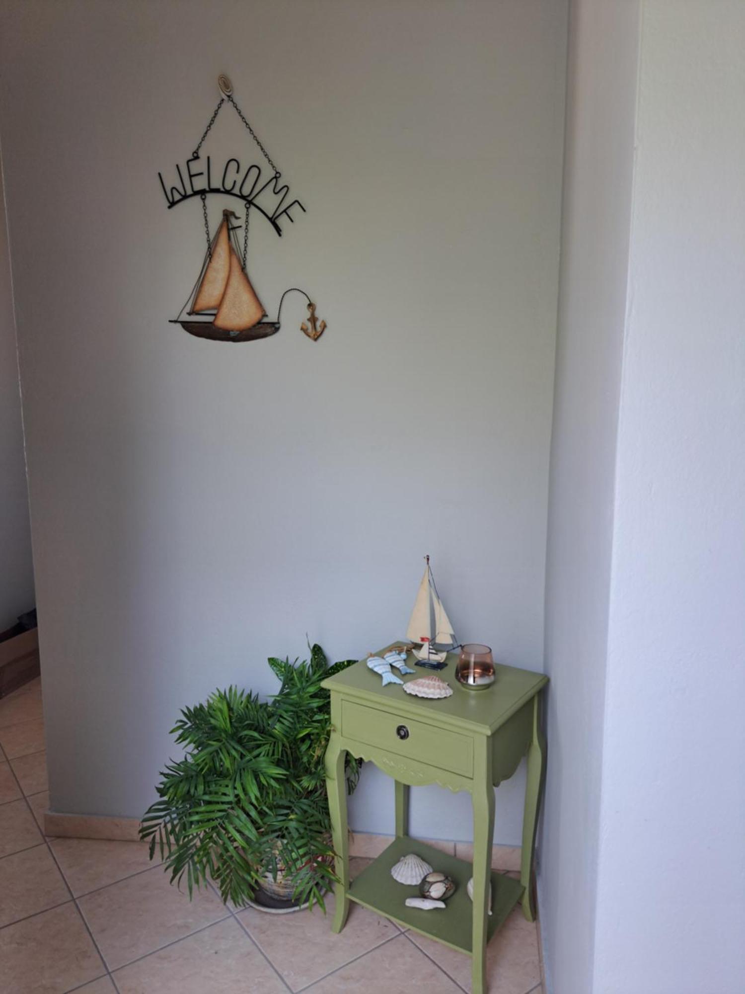 Seashell Apartment Луца Экстерьер фото